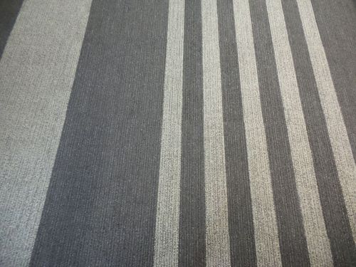 Lote 10 - Alfombra modular - Tate & Lyle