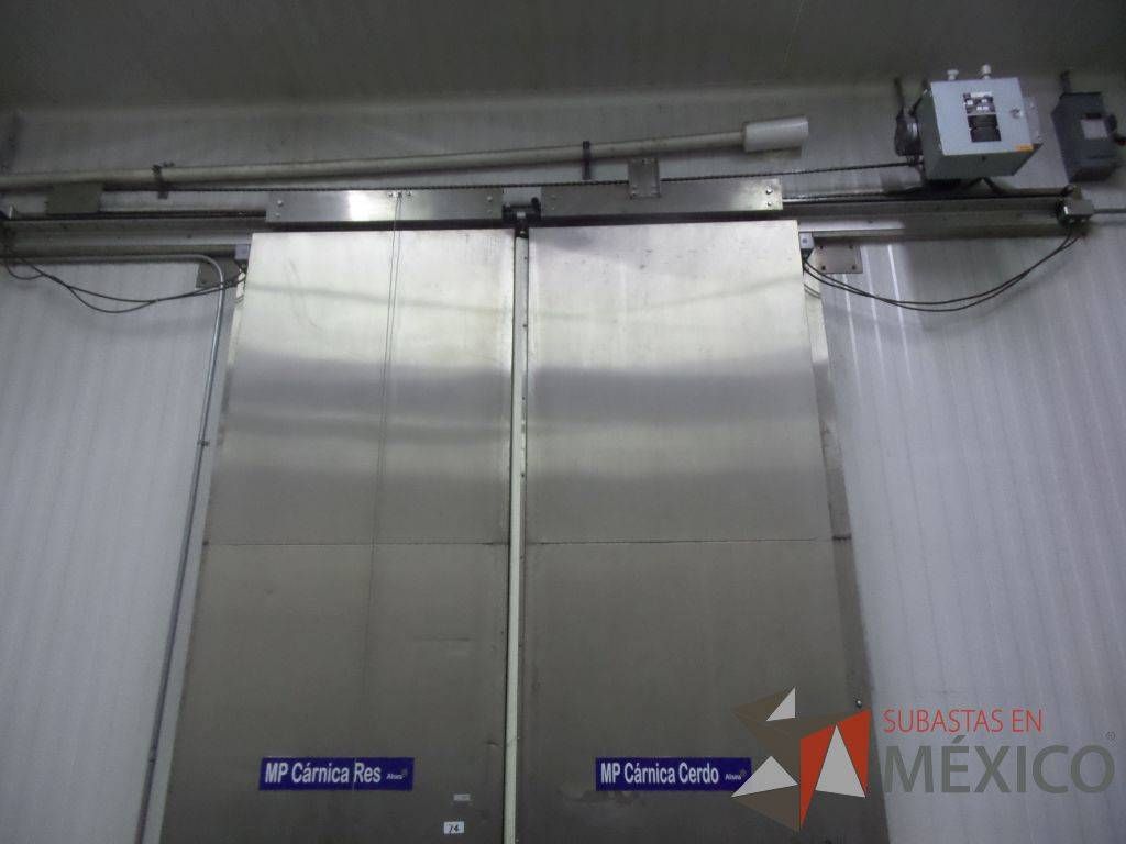 Lote 163 - Puerta Eléctrica Doble (MP Carnica Res y MP Carnica Cerdo) 1.10 Ancho X 3.70 Alto (2) - Imagen 2