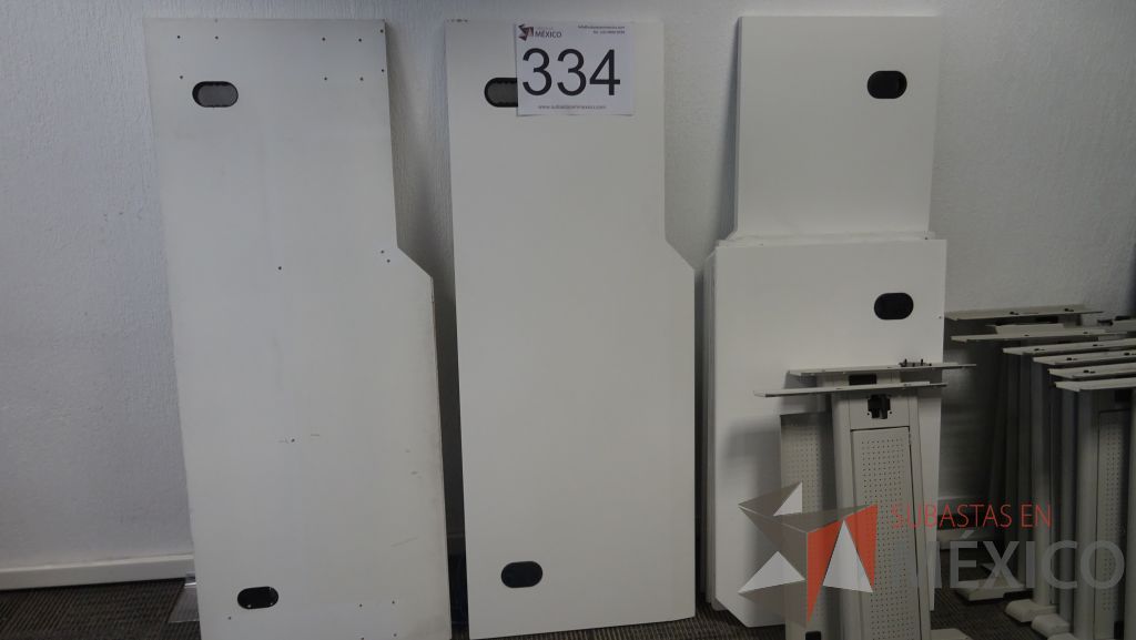 Lote 271 - Estación de trabajo desarmada con 6 cubiertas 9 patas y accesorios para cableado - Imagen 2