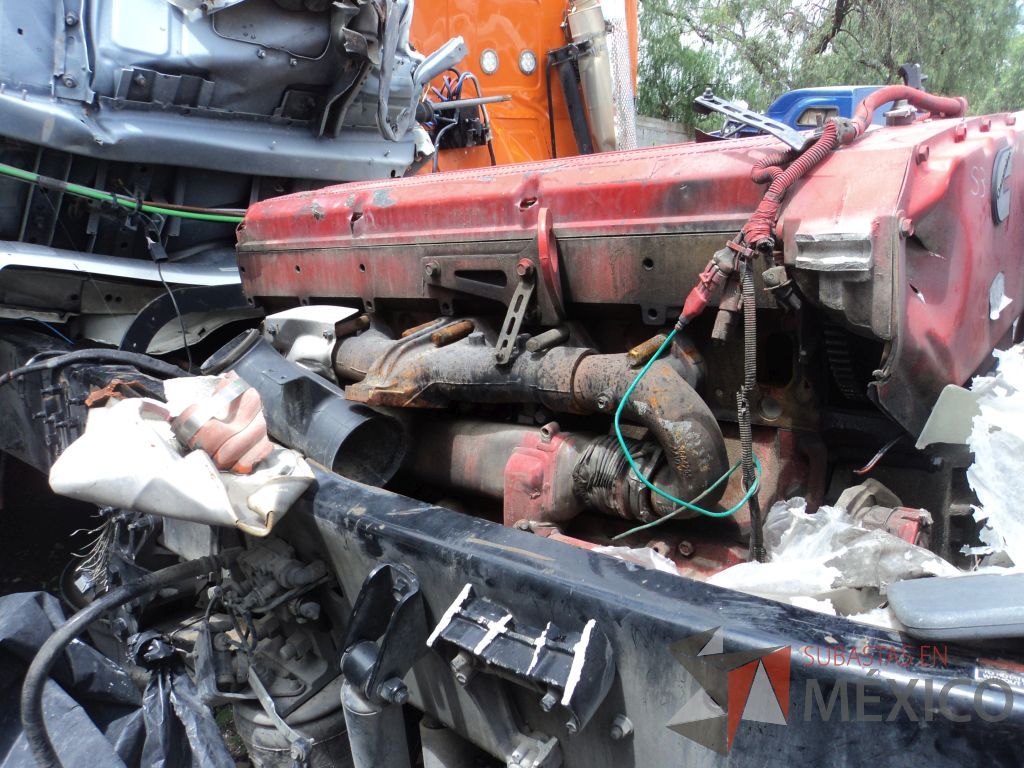 Lote 012 - Tractocamión Volvo VNL64T-430, MOTOR CUMMINS ISX 450HP - Imagen 10