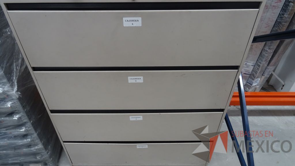 Lote 004 - Archivero horizontal con 4 cajones metálico en color gris - Imagen 3