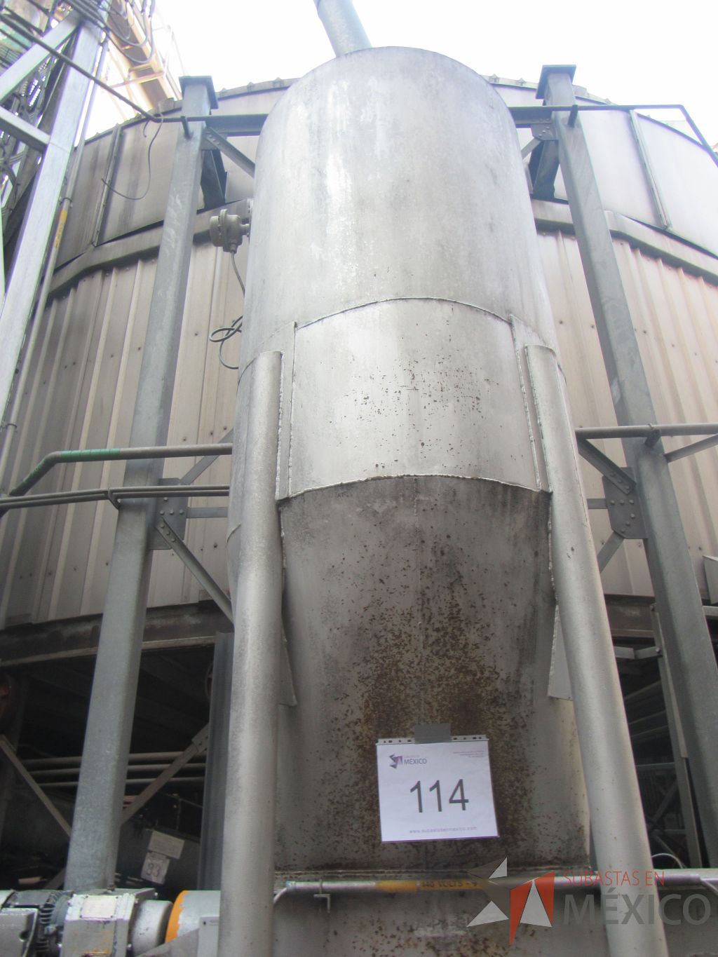 Lote 114 - Tolva tipo cilíndrica vertical fabricada en acero al carbon de 1/8 de espesor - Imagen 3