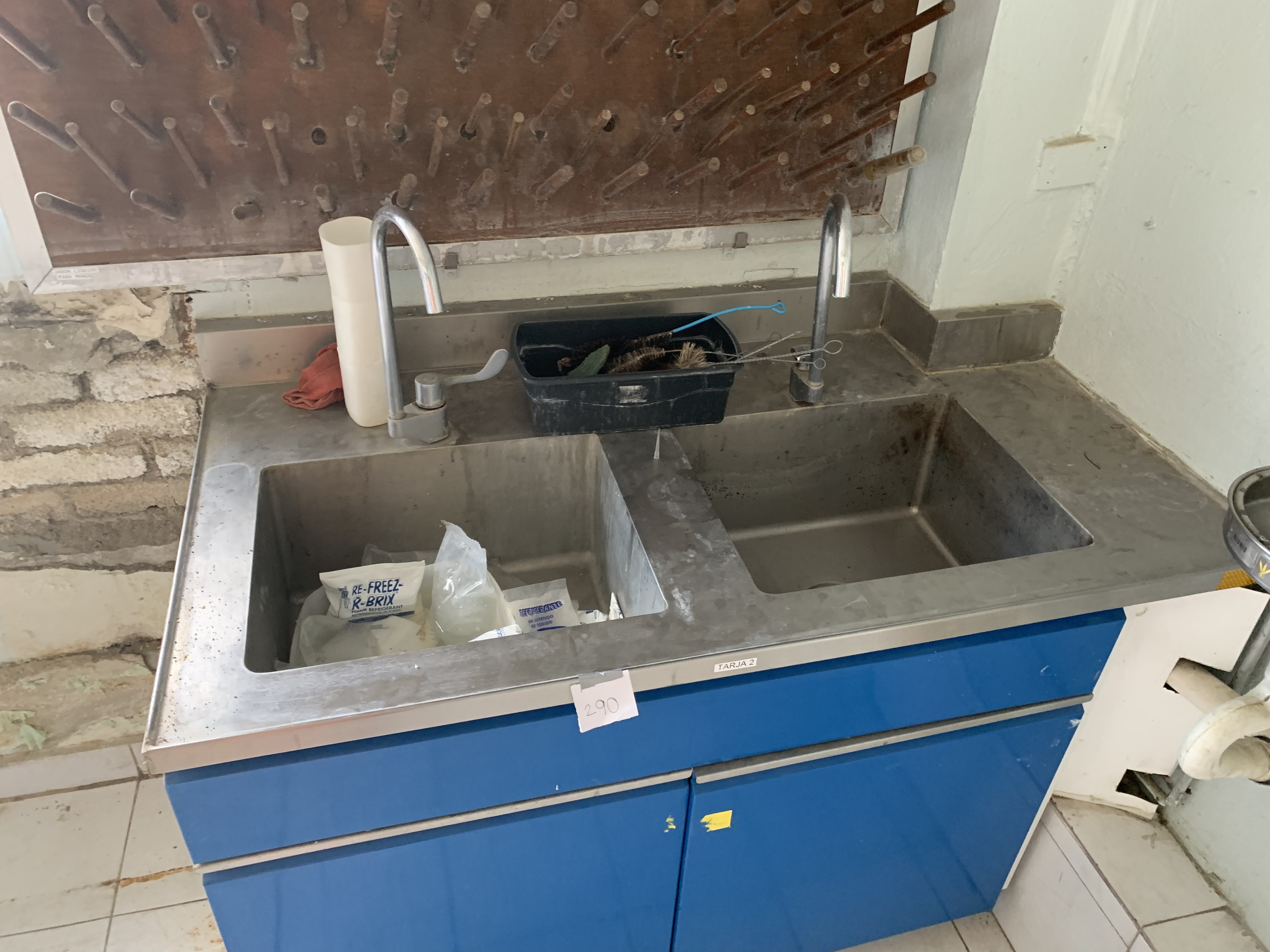 Lote 290 - Mueble con Tarja doble - Imagen 4