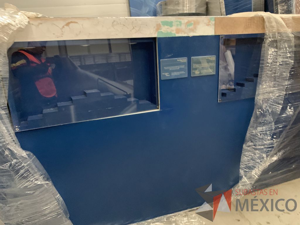 Lote 007 - Lote con más de 1,700 artículos, Stand´s, Marcos de Acero y Mobiliario (más de 550 sillas), Unifila, Tarimas... - Imagen 144