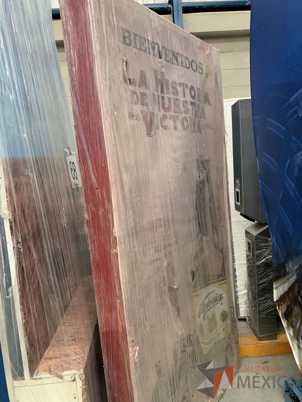 Lote 007 - Lote con más de 1,700 artículos, Stand´s, Marcos de Acero y Mobiliario (más de 550 sillas), Unifila, Tarimas... - Imagen 188