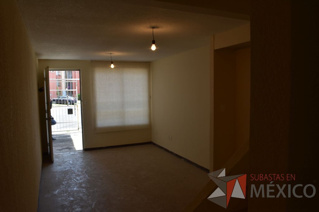 Lote 002 - Casa Habitación ubicada en Tecámac, 3 niveles, 4 recámaras, 2 baños y medio - Imagen 57