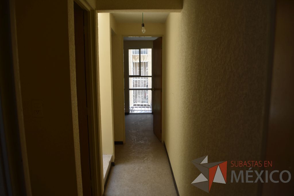Lote 002 - Casa Habitación ubicada en Tecámac, 3 niveles, 4 recámaras, 2 baños y medio - Imagen 52