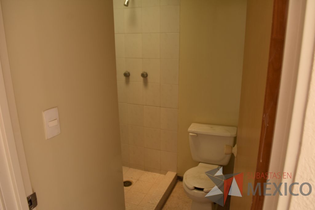 Lote 002 - Casa Habitación ubicada en Tecámac, 3 niveles, 4 recámaras, 2 baños y medio - Imagen 27