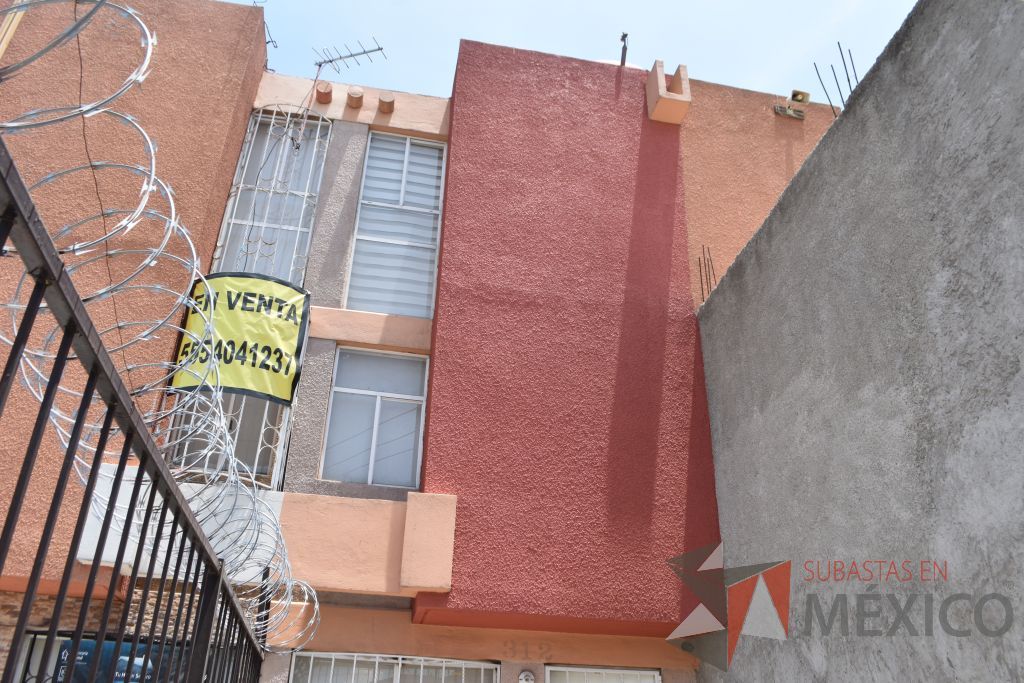 Lote 002 - Casa Habitación ubicada en Tecámac, 3 niveles, 4 recámaras, 2 baños y medio - Imagen 6