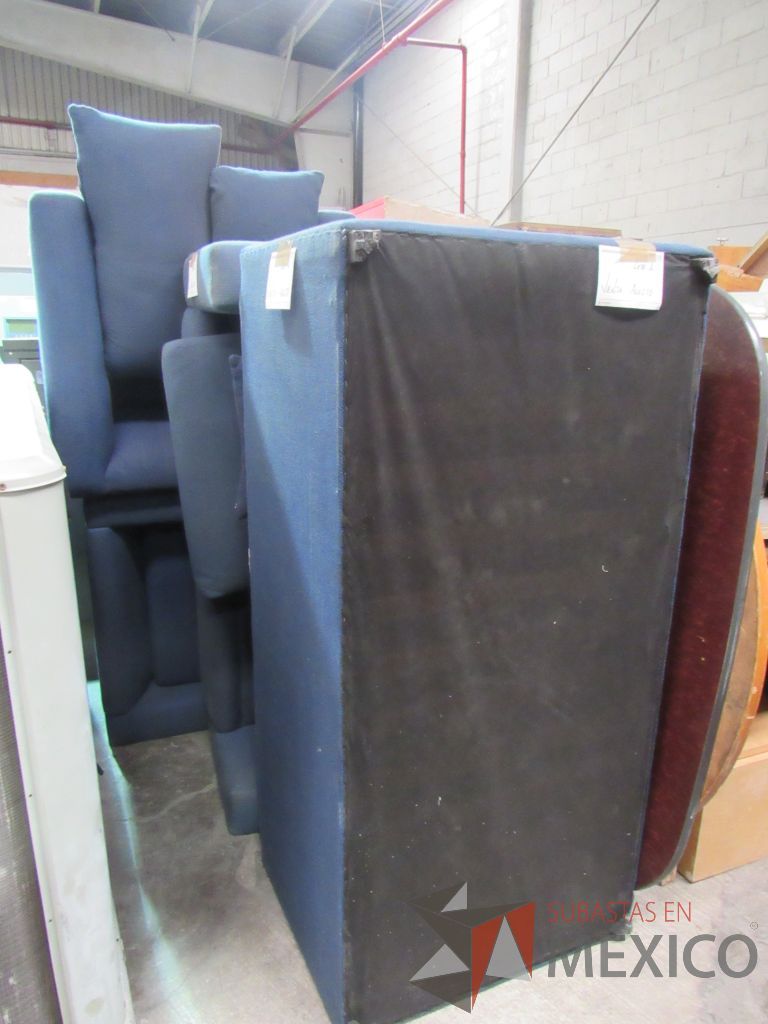 Lote 002 - 3 Cajas fuertes, 2 UPS, 3 archiveros, 4 sillones... - Imagen 83