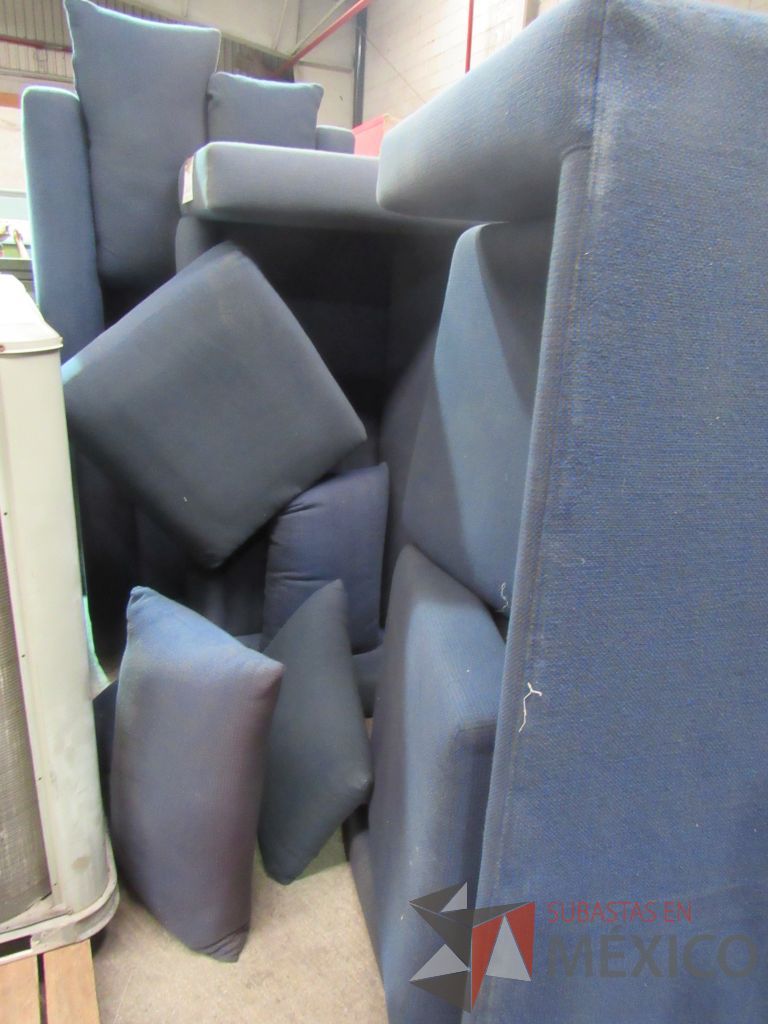 Lote 002 - 3 Cajas fuertes, 2 UPS, 3 archiveros, 4 sillones... - Imagen 80
