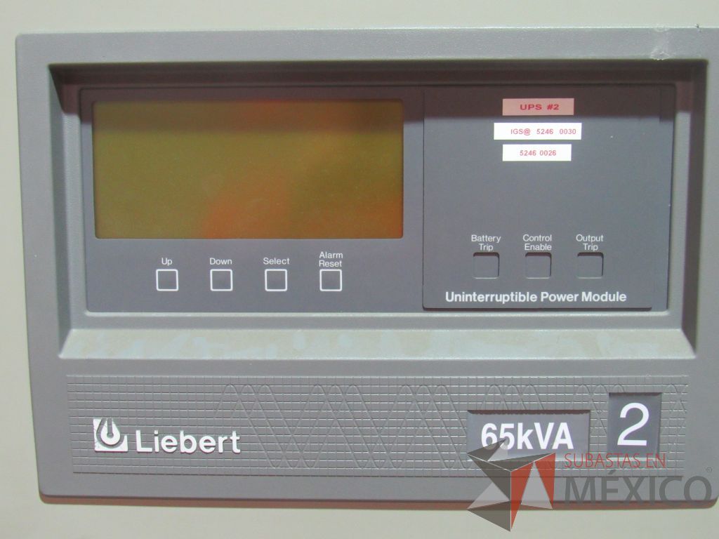 Lote 002 - 3 Cajas fuertes, 2 UPS, 3 archiveros, 4 sillones... - Imagen 64