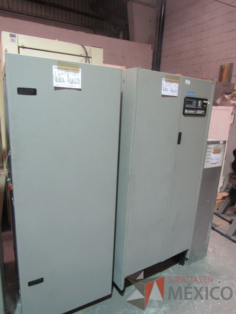 Lote 002 - 3 Cajas fuertes, 2 UPS, 3 archiveros, 4 sillones... - Imagen 62