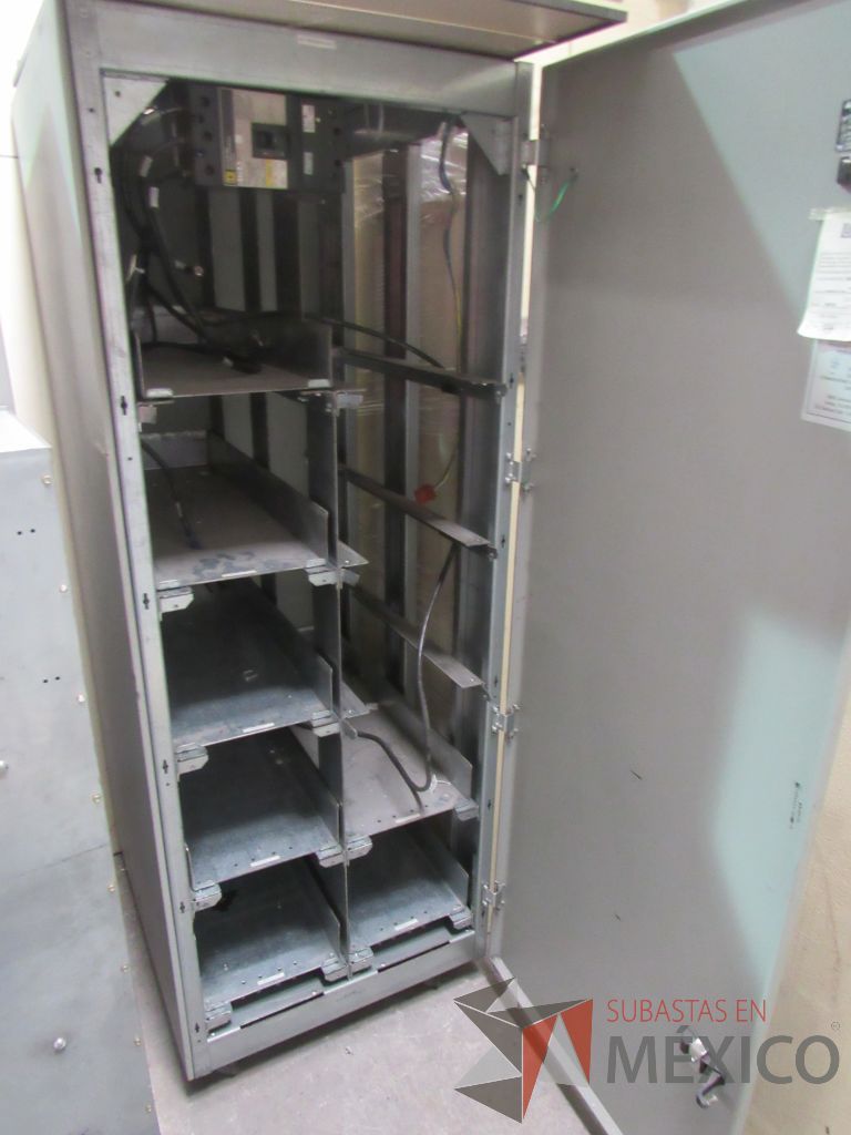 Lote 002 - 3 Cajas fuertes, 2 UPS, 3 archiveros, 4 sillones... - Imagen 52
