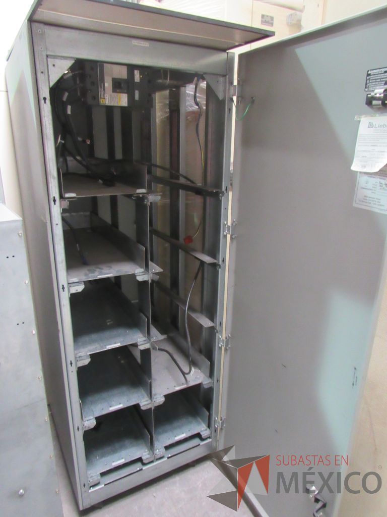 Lote 002 - 3 Cajas fuertes, 2 UPS, 3 archiveros, 4 sillones... - Imagen 51