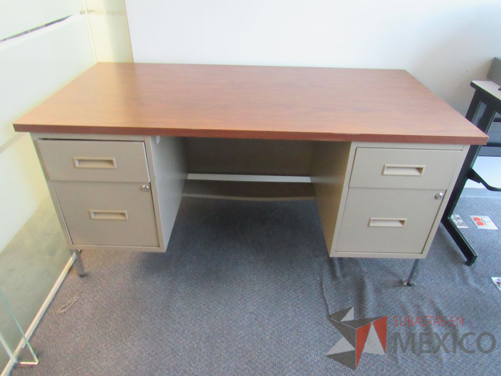 Lote 515 - Escritorio para 1 persona con cubierta y vitrina con 2 entrepaños - Imagen 2