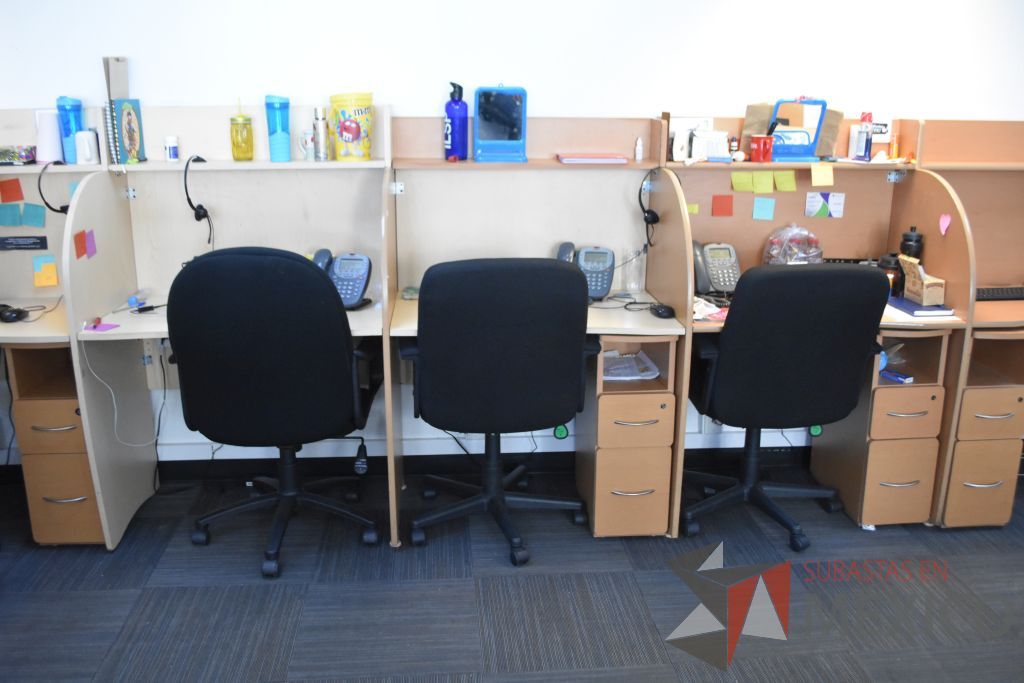 Lote 058 - Estación de trabajo para 7 personas tipo call center. - Imagen 2