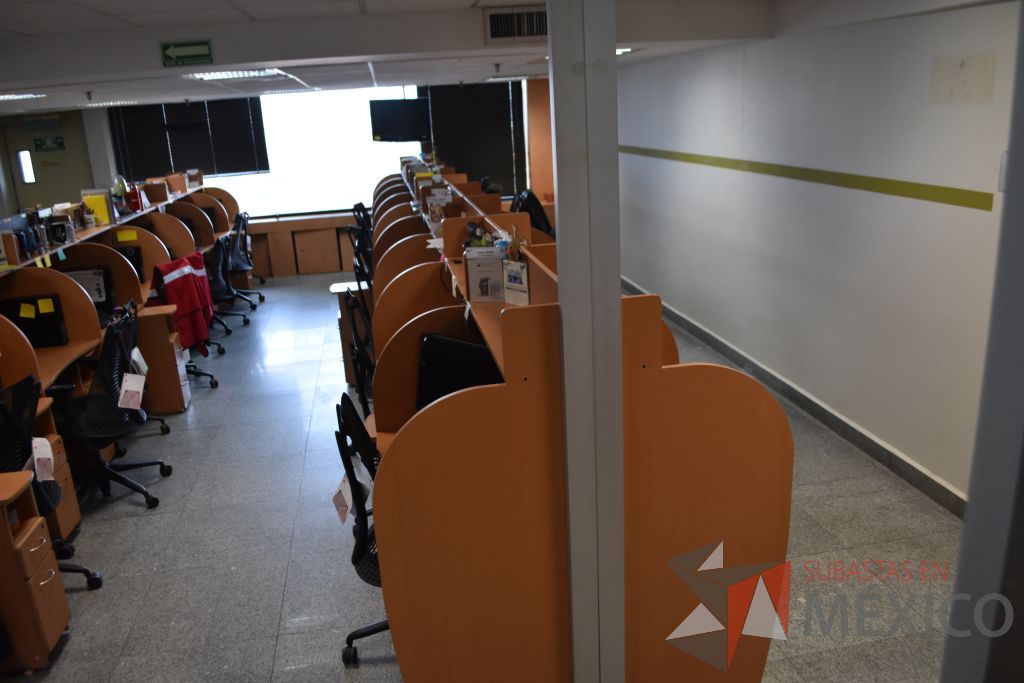 Lote 035 - Estación de trabajo para 18 personas tipo call center - Imagen 10