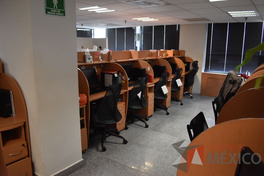 Lote 039 - 2 Estaciones de trabajo tipo call center - Imagen 4