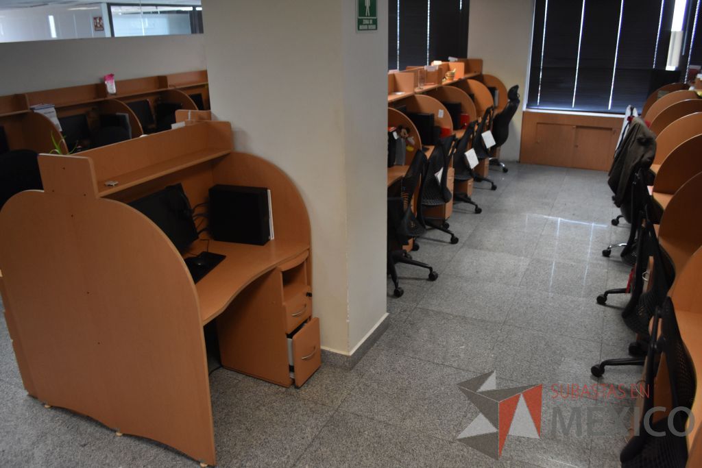 Lote 039 - 2 Estaciones de trabajo tipo call center - Imagen 14