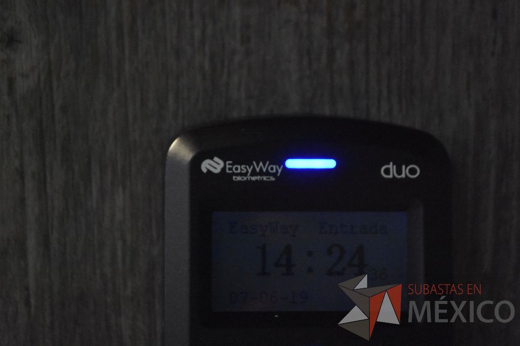 Lote 057 - Control de asistencia biométrico. Modelo: VF30 . Marca EASY WAY - Imagen 3