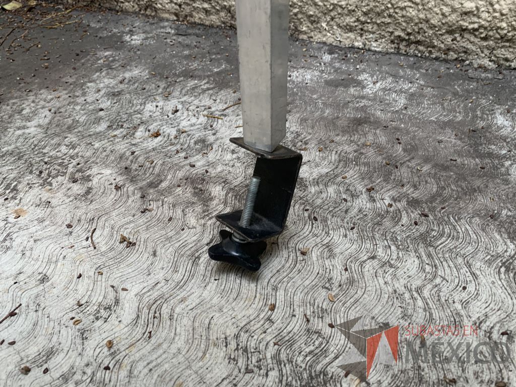 Lote 141 - 2 Cubre house cuadro de aluminio 1, ancho ajustable. - Imagen 5