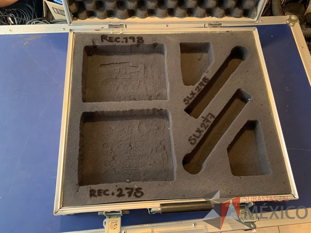 Lote 106 - Case para resguardo de bienes como micrófonos - Imagen 7