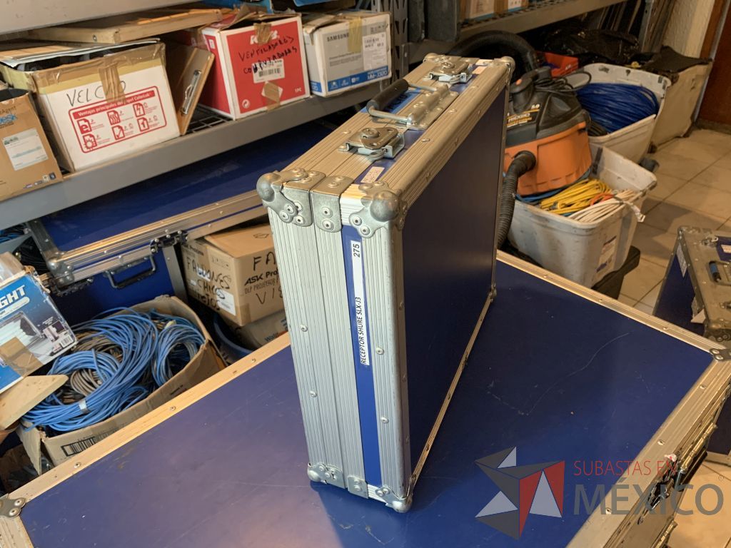 Lote 106 - Case para resguardo de bienes como micrófonos - Imagen 2