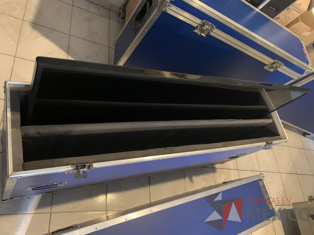 Lote 110 - Case para pantalla - Imagen 7