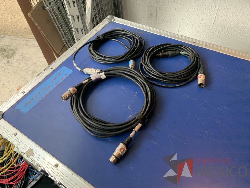 Lote 117 - 27 Cables plug, 49 Cable Canon, 62 Cables RCA ... - Imagen 34