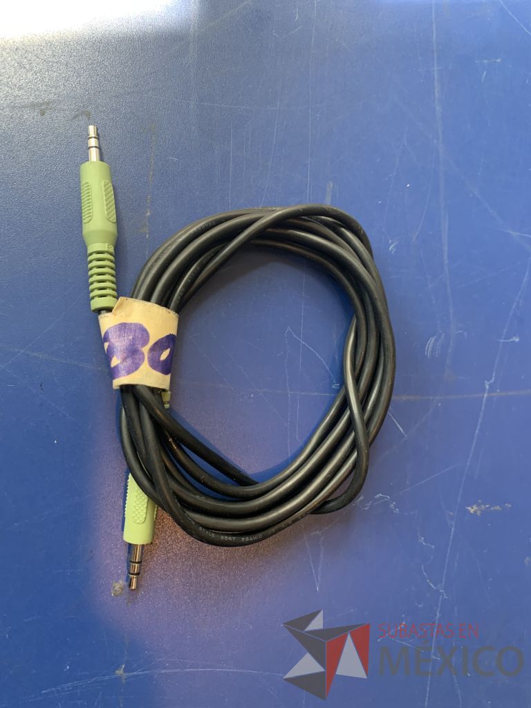 Lote 117 - 27 Cables plug, 49 Cable Canon, 62 Cables RCA ... - Imagen 12