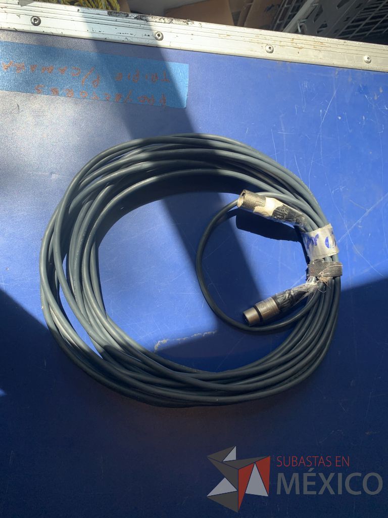 Lote 117 - 27 Cables plug, 49 Cable Canon, 62 Cables RCA ... - Imagen 2