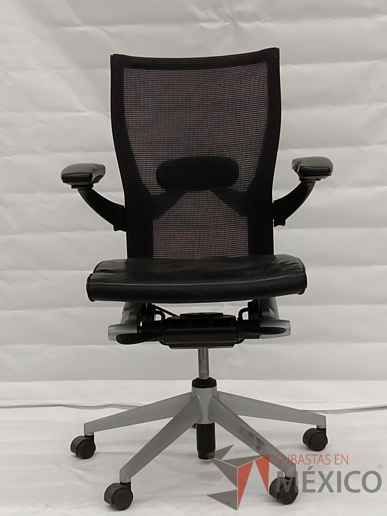 Lote 012 - Silla X99