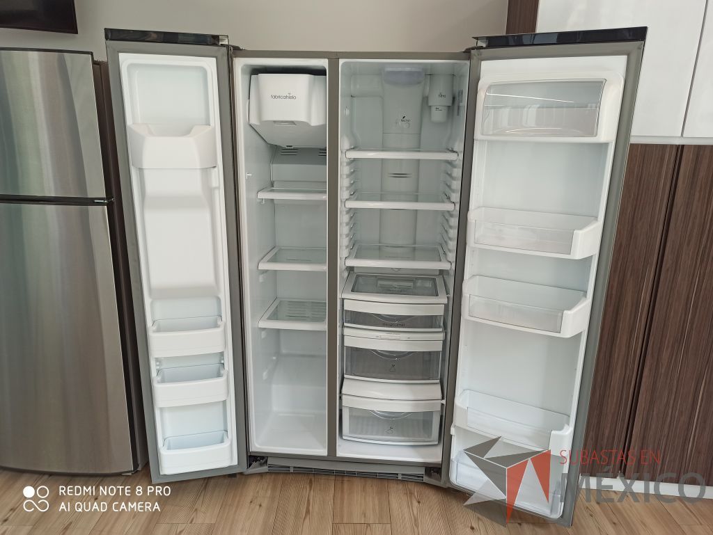 Lote 087 - Refrigerador marca Mabe ,con 2 puertas . Modelo: IOM23WGZGS - Imagen 13