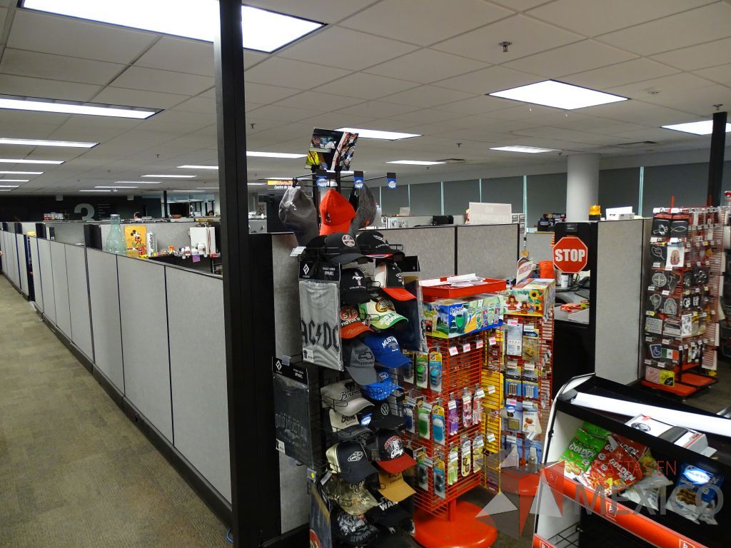 Lote 013- Estación de trabajo para 33 personas de mámpara alta - Imagen 14