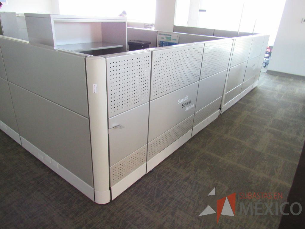 Lote 061 - Estación de trabajo para 2 personas y Credenza con 2 cajones - Imagen 11
