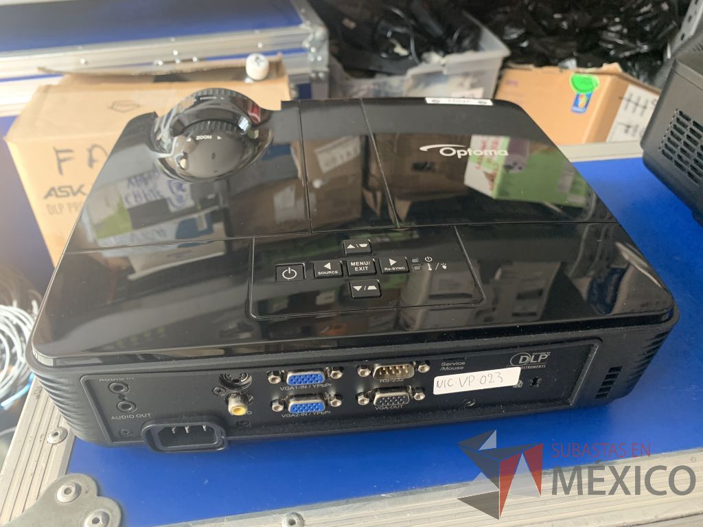 Lote 149 - 2 videoproyectores de 2600 ansilumens con maletin 1 Nec NPV260X y 1 Optoma DS550 - Imagen 5