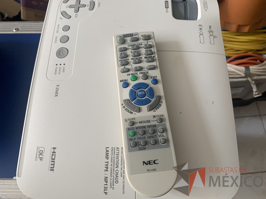 Lote 149 - 2 videoproyectores de 2600 ansilumens con maletin 1 Nec NPV260X y 1 Optoma DS550 - Imagen 7