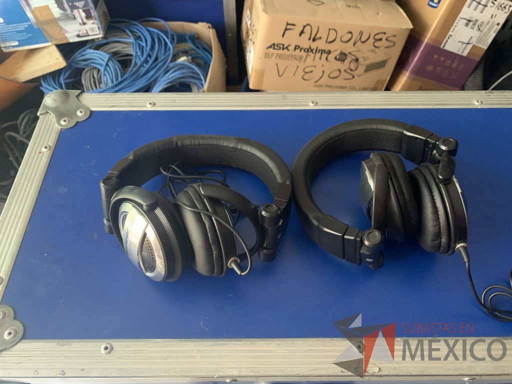 Lote 142 - 3 audifonos orejera marca Pionner y 2 juegos de Walkie Talkie marca Midland - Imagen 7