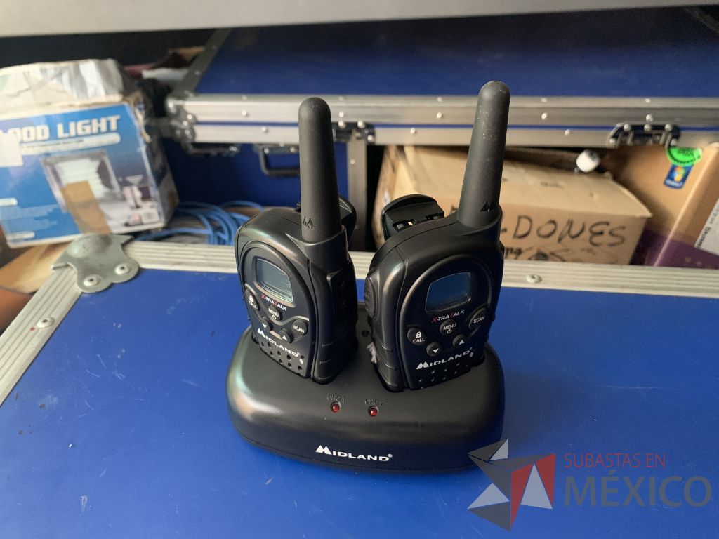 Lote 142 - 3 audifonos orejera marca Pionner y 2 juegos de Walkie Talkie marca Midland - Imagen 22