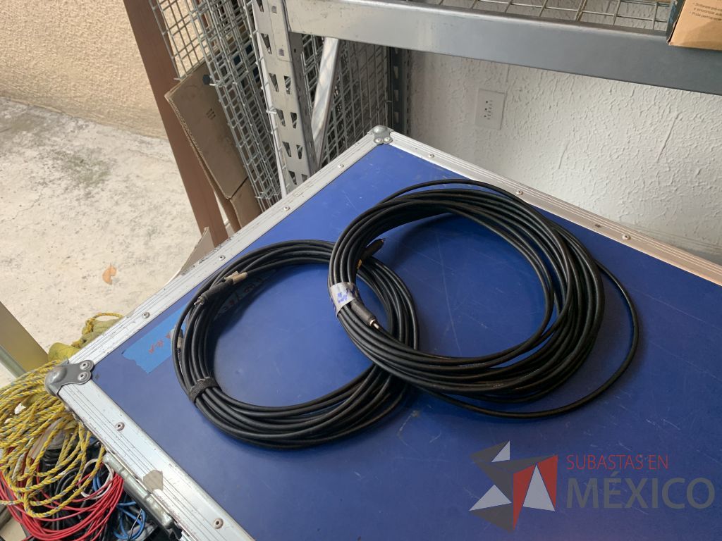 Lote 115 - 6 cables genericos RCA macho a macho, 1 de 2 machos a 2 machos, 1 de 3 machos a 3 machos