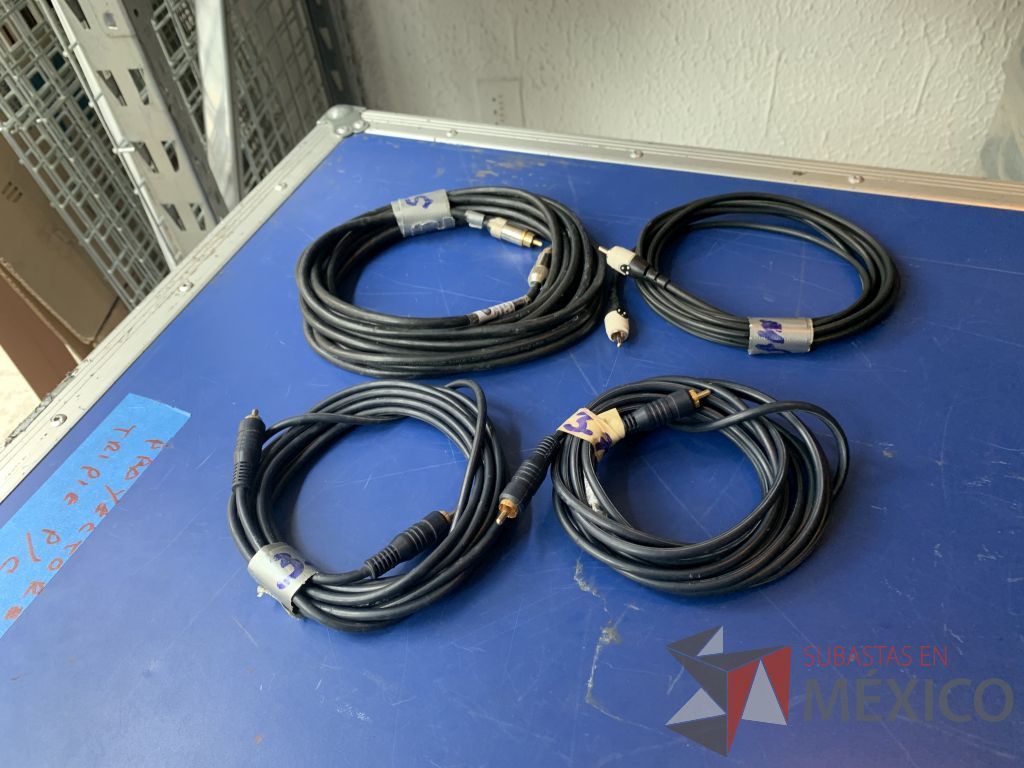 Lote 116 - 62 cables genericos RCA a varias terminales y varias medidas