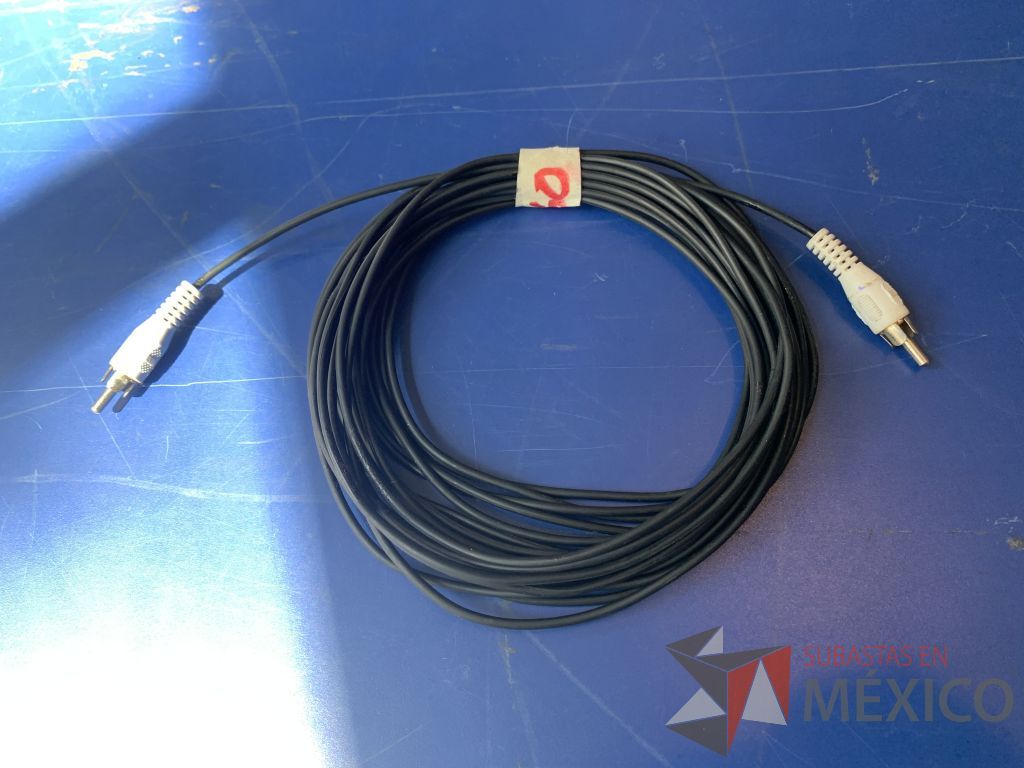 Lote 116 - 62 cables genericos RCA a varias terminales y varias medidas - Imagen 26