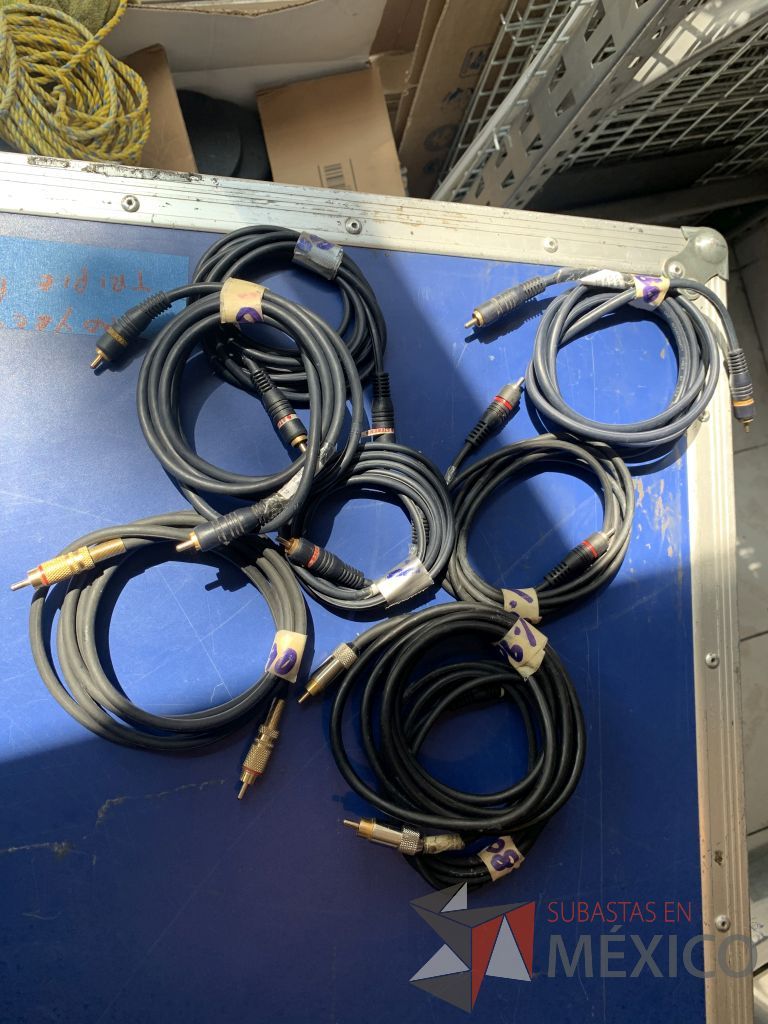 Lote 116 - 62 cables genericos RCA a varias terminales y varias medidas - Imagen 34