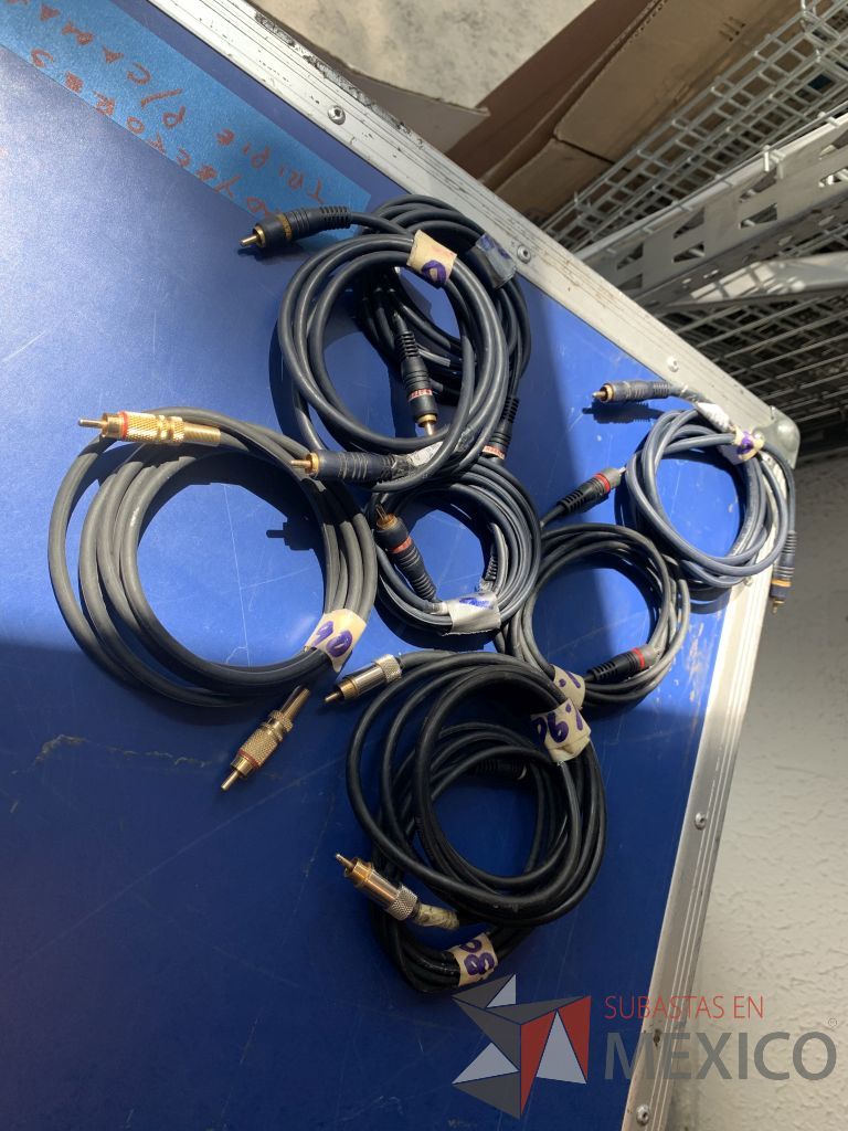 Lote 116 - 62 cables genericos RCA a varias terminales y varias medidas - Imagen 35