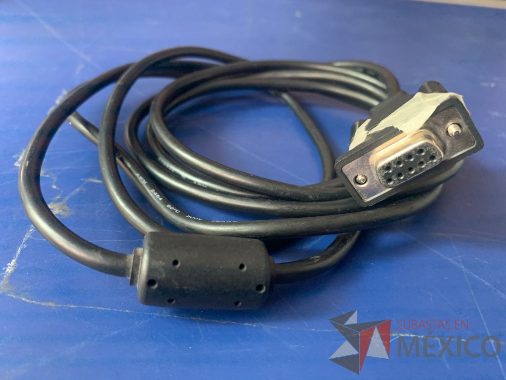 Lote 117 - 60 Cables varias terminales ( DVI, S-video,Mini Din,USB ) varias medidas - Imagen 26