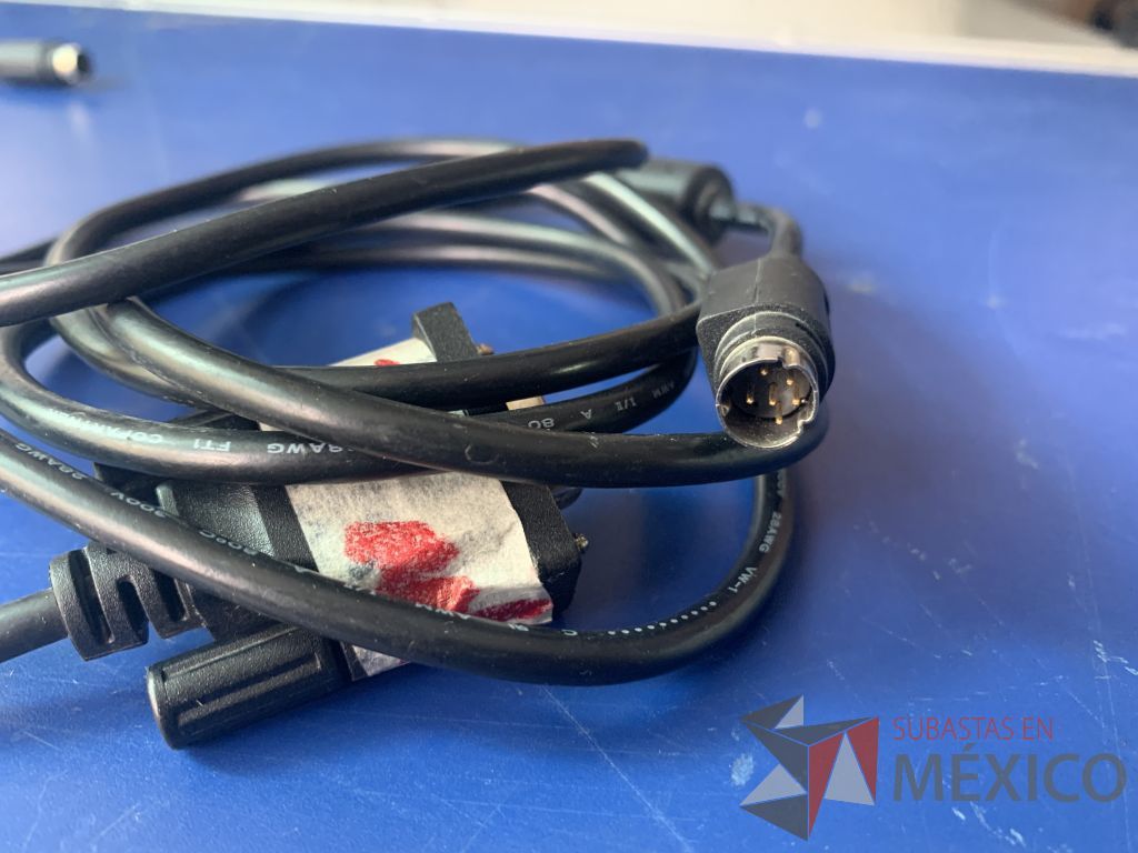 Lote 117 - 60 Cables varias terminales ( DVI, S-video,Mini Din,USB ) varias medidas - Imagen 27