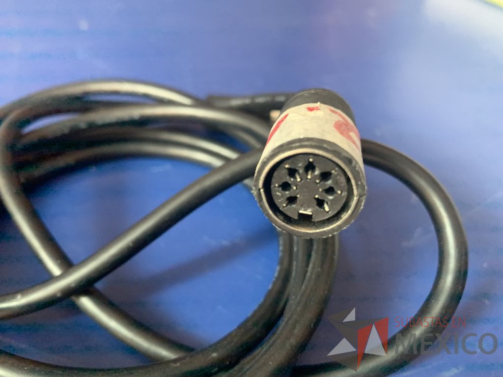 Lote 117 - 60 Cables varias terminales ( DVI, S-video,Mini Din,USB ) varias medidas - Imagen 30