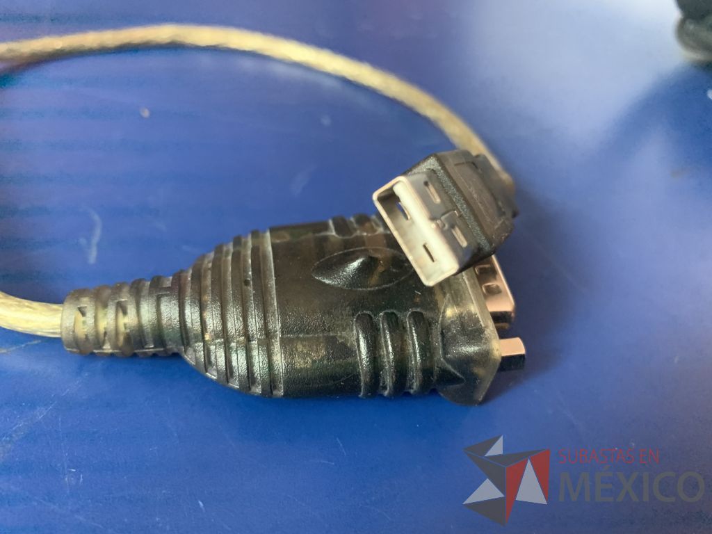 Lote 117 - 60 Cables varias terminales ( DVI, S-video,Mini Din,USB ) varias medidas - Imagen 20
