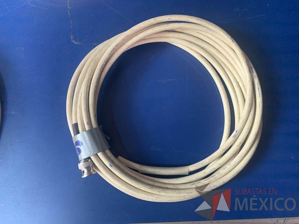Lote 117 - 60 Cables varias terminales ( DVI, S-video,Mini Din,USB ) varias medidas - Imagen 4